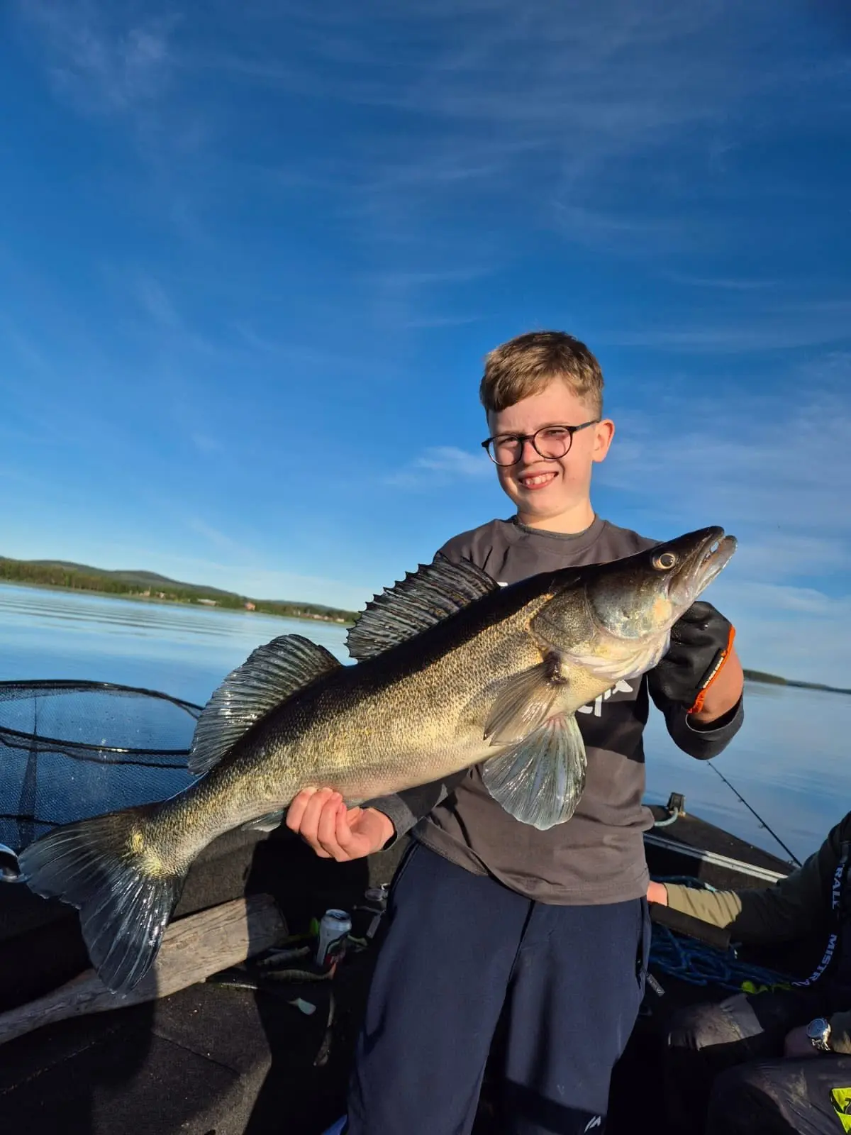 Young FISKTRIP guest with a zander